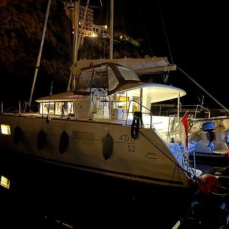 ホテル Red Sail モンテ・カルロ エクステリア 写真