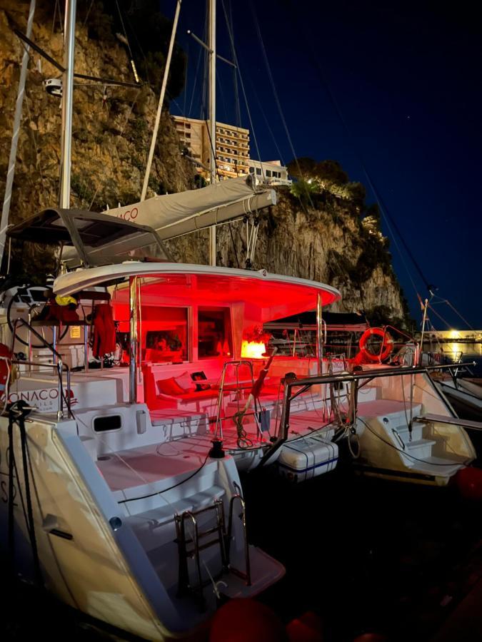 ホテル Red Sail モンテ・カルロ エクステリア 写真